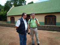 Besichtigung des Pretoria Zoo v.l.: Honorarkonsul Prof. Scharff, Dr. Perret (Zoodirektor Zoo Magdeburg)